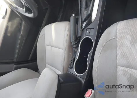 2014 Toyota Corolla Le Plus z USA, uszkodzony, nr VIN 2T1BURHE9EC212619